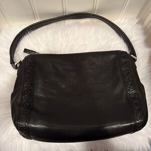 𝅺MICHAEL Michael Kors classic quality versatile black leather purse MK logo